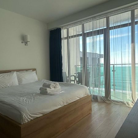 Aqua Batumi Hotel & Apartments Exterior photo